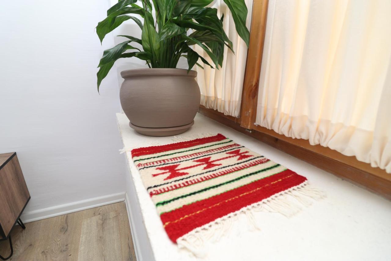 Gaia Bed & Breakfast Vlore Exterior photo