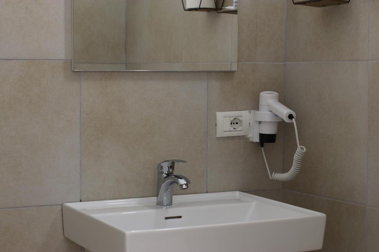Gaia Bed & Breakfast Vlore Exterior photo
